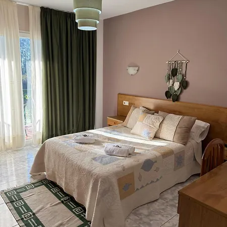 Hotel Campestre Chamuinas 2*