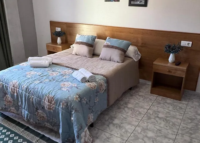 Campestre Chamuinas Ξενοδοχείο 2*